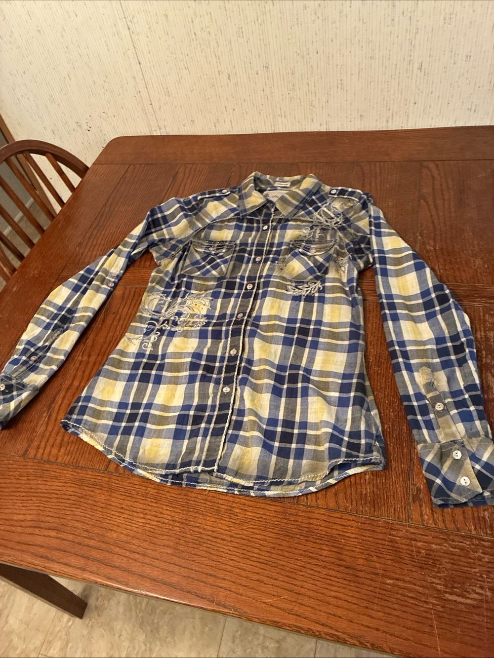 Roar Plaid Button Up Shirt Women’s M Long Sleeve Embroidered Western Rock